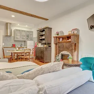 https://heart-of-apartments-iv.biarritzhotels.info
